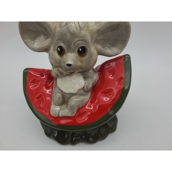 Vintage Mouse Sitting on Slice of Watermelon Ceramic Statue Signed 5" - Picture 11 of 11